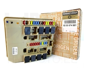 Блок предохранителей Renault Clio III/Modus