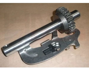 Вилка задней передачи с шестерней OEM Renault JH3