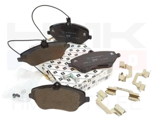 SOODUS!!! Piduriklotside komplekt eesmine OEM Citroen C5,C6/Peugeot 407,607